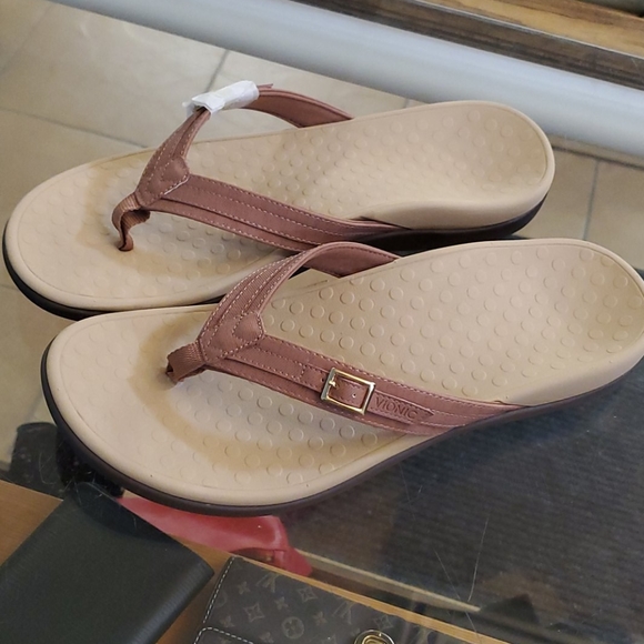 vionic shoes size 11